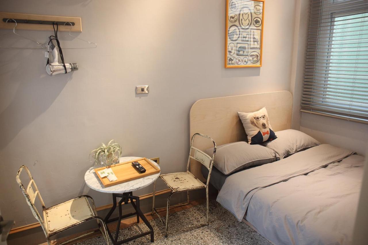 Spring Guest House Tainan Esterno foto